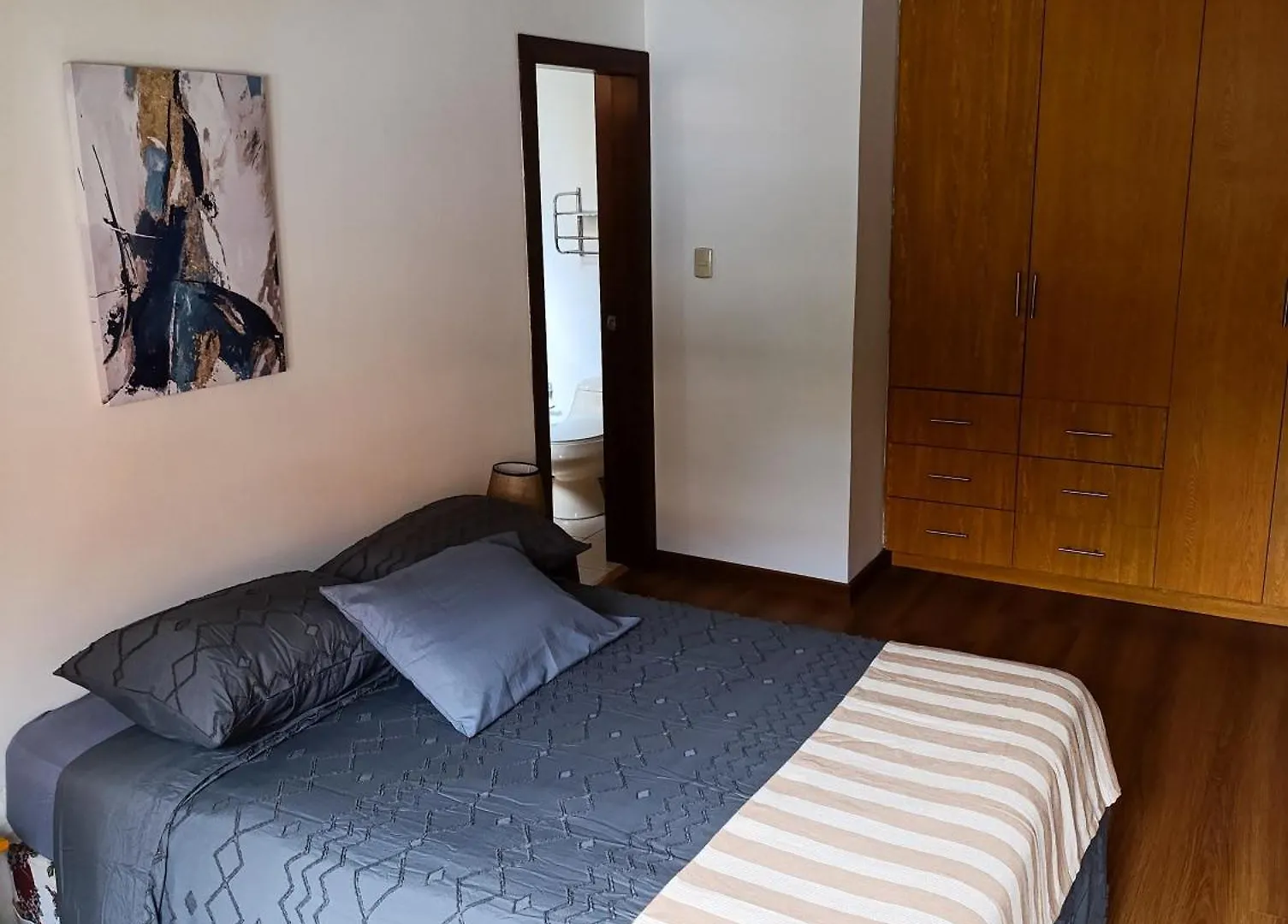 Hostel Mochiliers Bed And Breakfast クエンカ