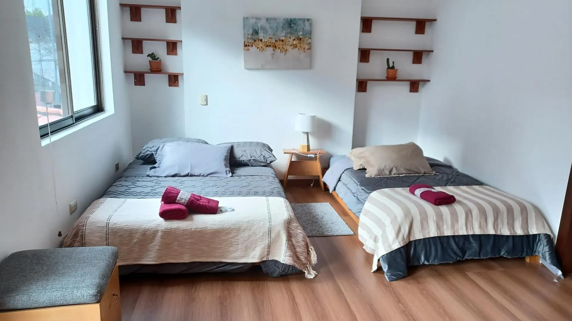 ベッド・アンド・ブレックファスト Hostel Mochiliers Bed And Breakfast クエンカ エクアドル